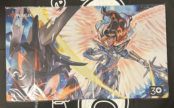 画像1: 《実物写真掲載商品》《30th Anniversary Playmat》邪悪を打ち砕く《状態:未開封》 (1)