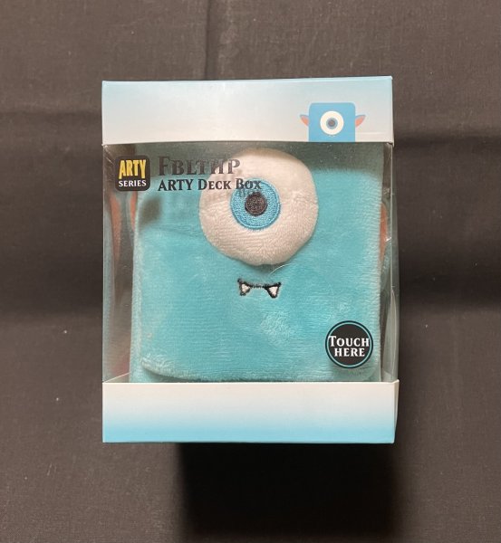 画像1: 《実物写真掲載商品》MTG FBLTHP フブルスプ ぬいぐるみ ARTY Deck Box 《状態:未開封 箱痛み》 (1)